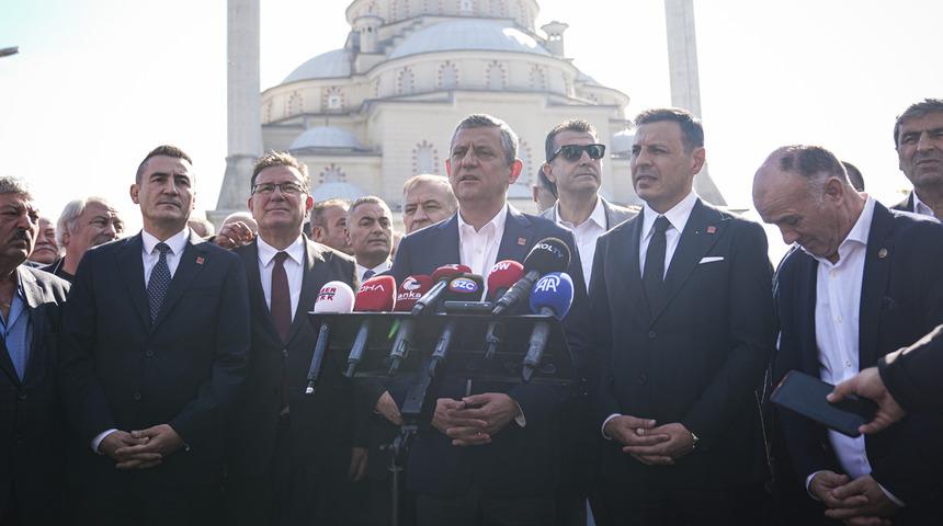 Özel'den gündem olacak 'Cumhur İttifakı' çıkışı: "Çatlaklarıyla ben uğraşamam, kendileri çözsünler"