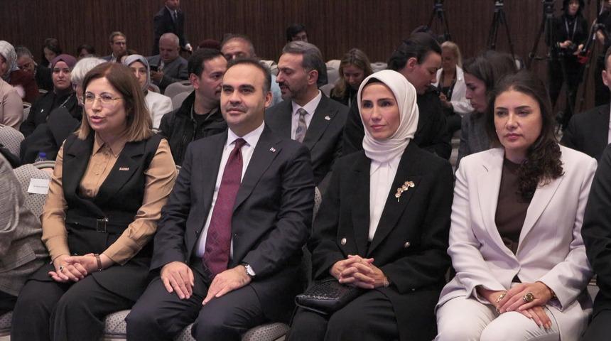 Bakan Kacır: 202 binden fazla kadın araştırmacıya 22 milyar lira destek sunduk