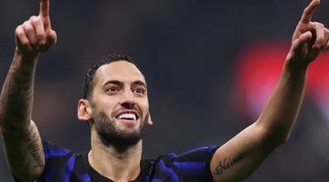 Hakan Çalhanoğlu'nu transfer etmek artık imkansız! İtalyanlar tam sayfa duyurdu