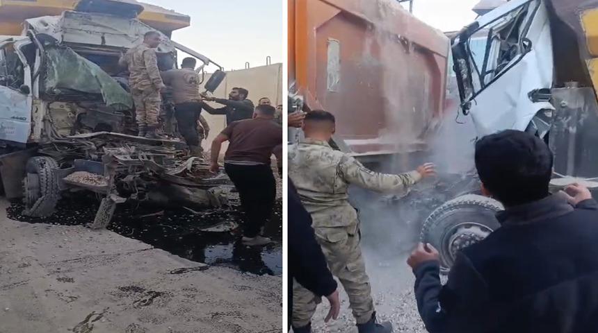 TIR'a arkadan çarpan kamyonun şoförü öldü