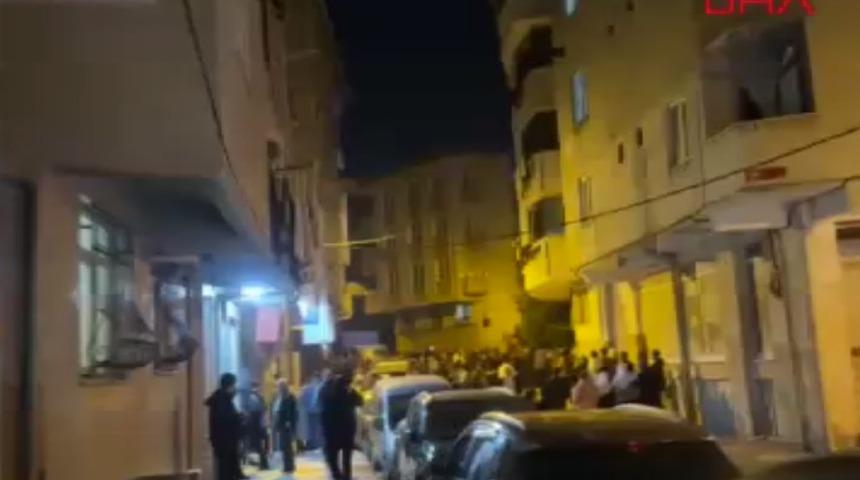  Bağcılar'da 2 katlı binada patlama