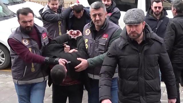 Ağabeyi azmettirmiş... Cezaevinden firar edip, eşini çocuklarının gözü önünde başından vurmuştu