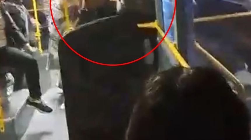 Otobüste, kadınların yer kavgası!