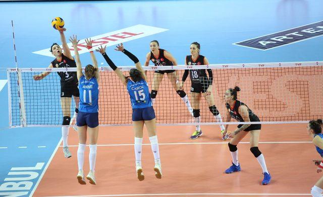 Eczacıbaşı VitrA, Sultanlar Ligi nde yarı finale y&uuml;kseldi 3