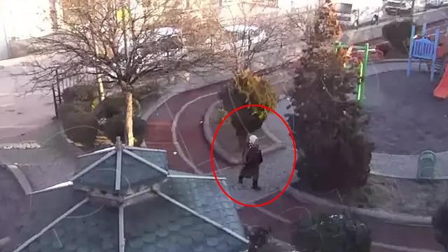 Kalp krizi deniyordu... Çoklu ilaç zehirlenmesiyle öldürülmüş! İki cinayeti de açığa çıkaran sır