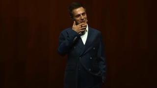 Teoman stand-up için sahneye çıktı! Sosyal medya ikiye bölündü 