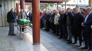 Su dolu çukurdan kadın cesedi çıktı