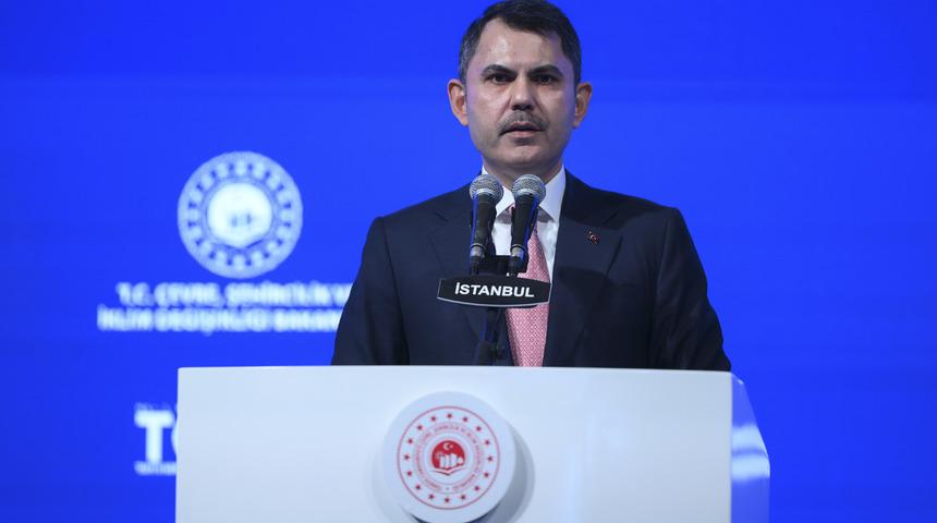 Bakan Kurum Atat&uuml;rk Havalimanı Millet Bah&ccedil;esi a&ccedil;ılışında! Dikkat &ccedil;eken ifadeler: "Milletin olanı millete hediye ettik"