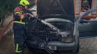 Otomobil seyir halindeyken alev aldı