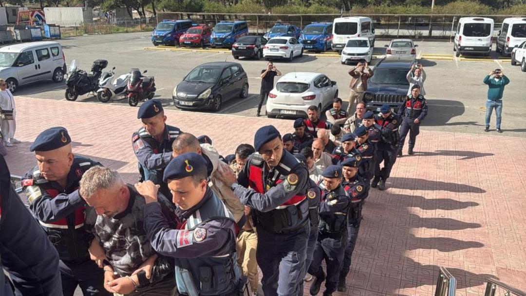 FETÖ şüphelileri denizde yakalandı: 9 şüpheli adliyeye sevk edildi 1