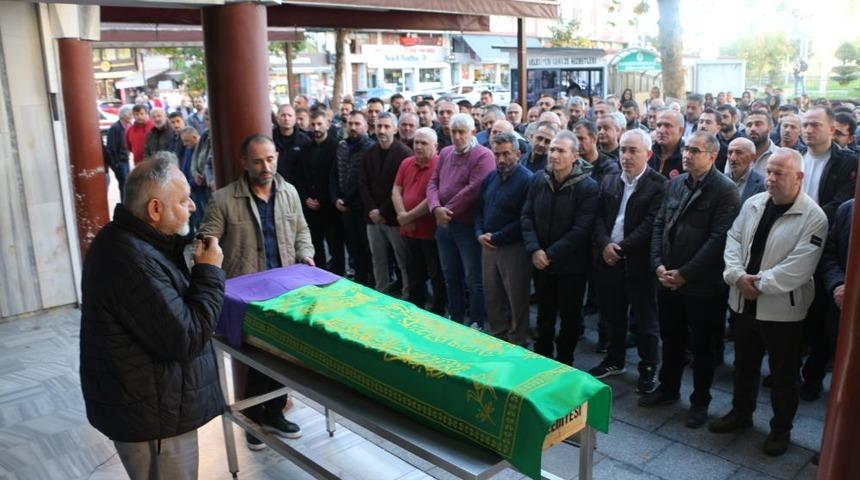 Rize’de kamyonetin çarptığı paramedik için hüzünlü veda