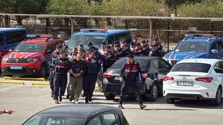 FETÖ şüphelileri denizde yakalandı