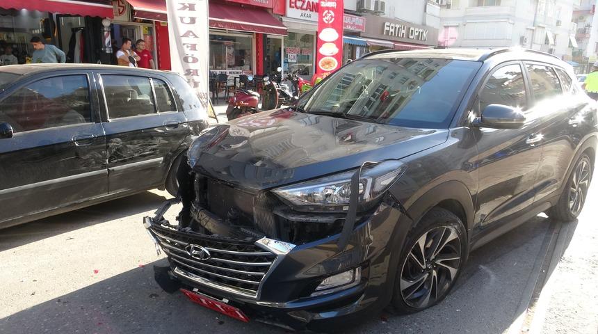 Muratpaşa Kaymakamı trafik kazasında yaralandı