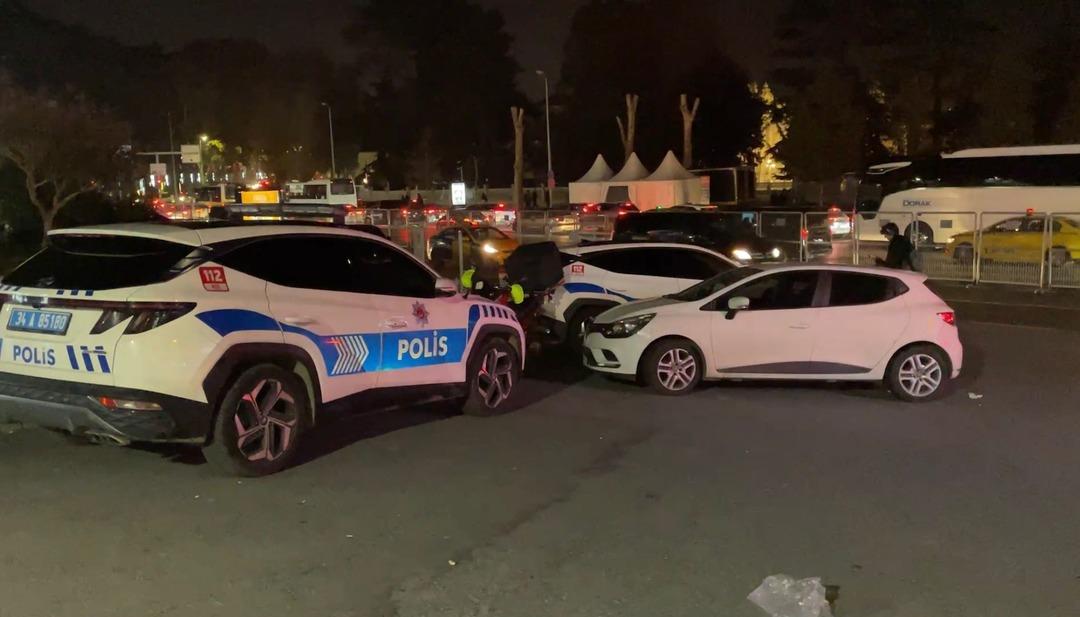 Beşiktaş-Fenerbahçe derbisi öncesi silah sesleri! Bir kişi yaralandı: "Olay manidar" 2