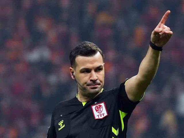 Trabzonspor’da Benjamin Bouchouari kırmızı kart gördü