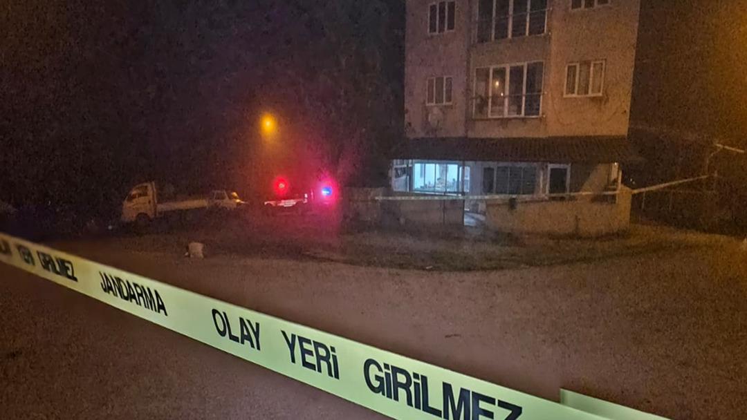 Kahvehaneyi basan emekli polis dehşet sa&ccedil;tı: 2 &ouml;l&uuml;, 2 yaralı 1