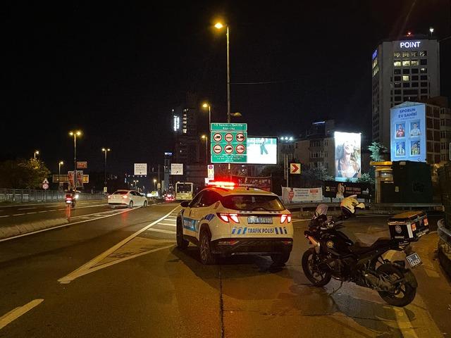 Birçok yol ulaşıma kapatıldı! İstanbul trafiğine maraton ayarı 2