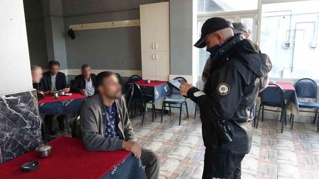Erzurum polisinden göçmen operasyonu 2