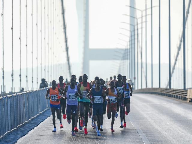 İstanbul Maratonu’nu kazanan isimler belli oldu
