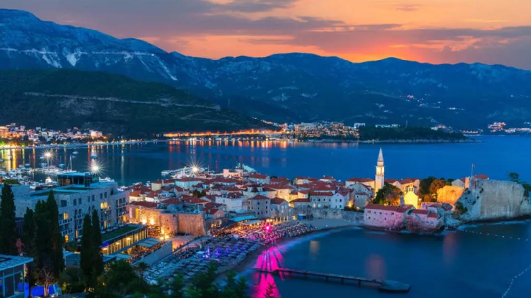 Olan Türk vatandaşlarına oldu! Vizesiz seyahati iptal eden Karadağ daki olay hakkında sarsıcı iddia: "Çok iyi hazırlanan bir proje" 2