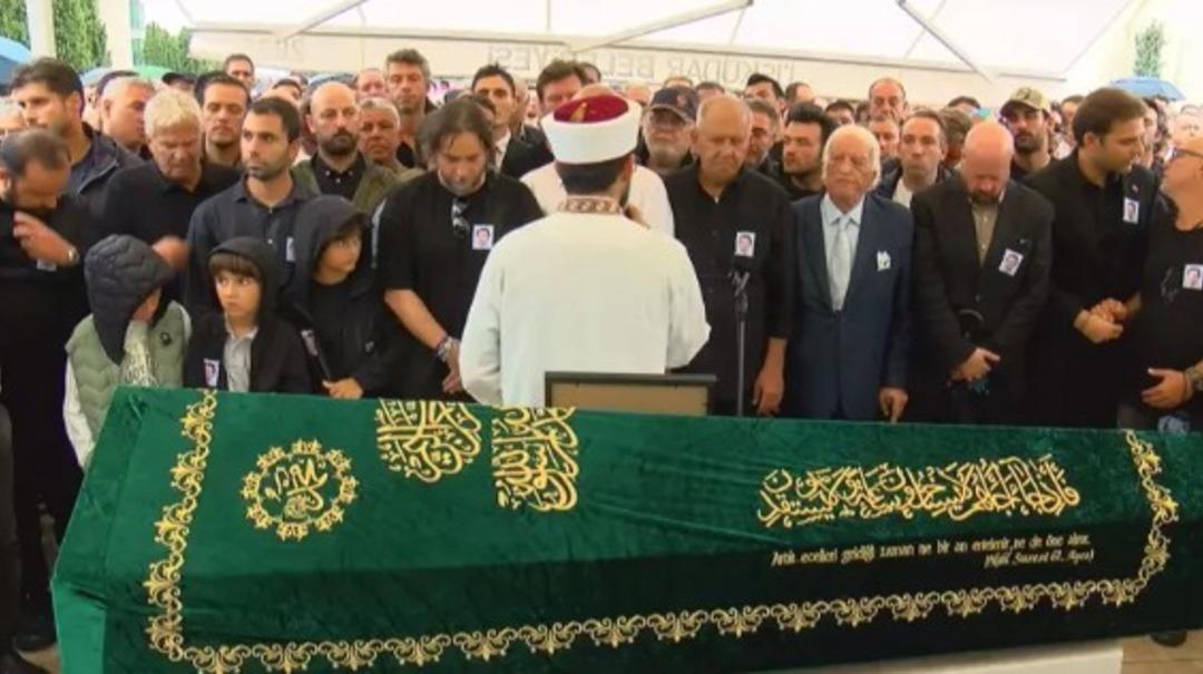 İş insanı Halit Yukay ın teknesine çarpıp ölümüne sebep olmuştu... O geminin kaptanına istenilen ceza belli oldu 8