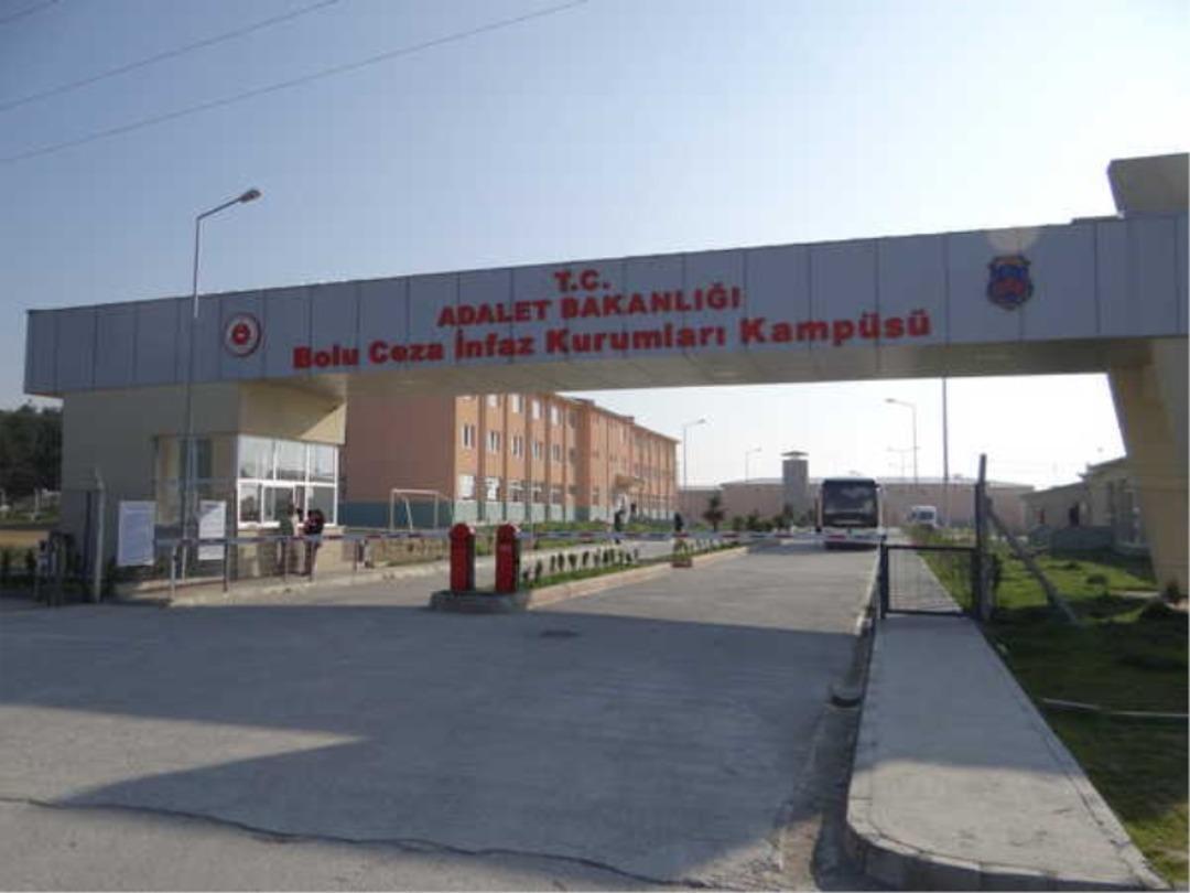 Bu nasıl baba! 4 yaşındaki kızını cezaevinde dövüp duvara fırlattı: Gözü dönmüş adama tek kişilik hücre 3