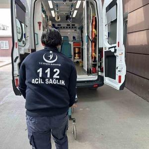 Kız çocuğu silahı temizlerken kazara kendini vurdu