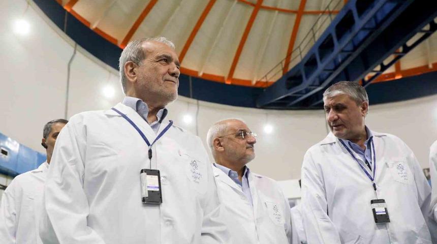 İran Cumhurbaşkanı Pezeşkiyan: "Nükleer bilimimizin kaynağı binalar değil, bilim insanlarımızdır"