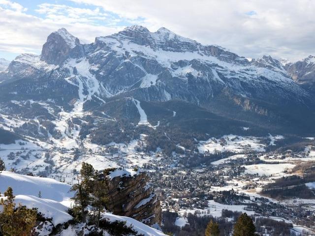 İtalyan Alpleri'nde çığ düştü: 5 kişi hayatını kaybetti!