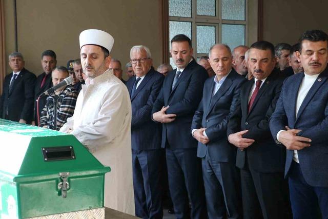 AK Parti Genel Başkanvekili Efkan Ala’nın acı günü 1