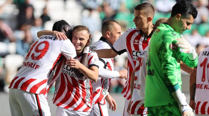 Samsunspor'un bileği bükülmüyor! Konyaspor'u da 3 golle geçtiler