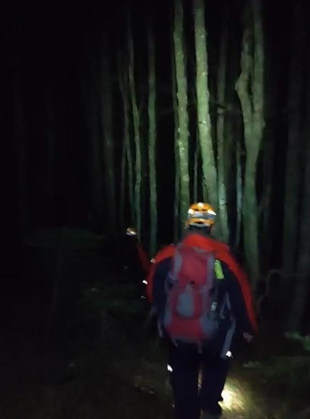 Uludağ’da ormanda mahsur kalan 6 kişi kurtarıldı 3