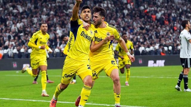 Dev derbide tarihi geri dönüş! Fenerbahçe Beşiktaş deplasmanından 3-2'lik zaferle döndü...