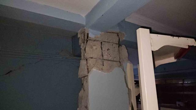 Sındırgı’da deprem esnafı olumsuz etkiledi 5