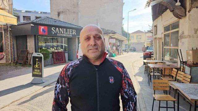 Sındırgı’da deprem esnafı olumsuz etkiledi 2