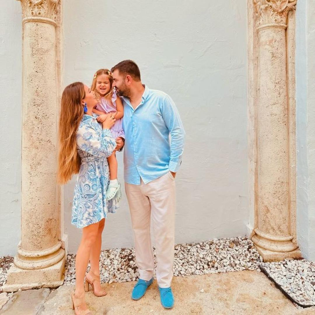 3834658_447e635d580fa7431b40ebfff5489bbb