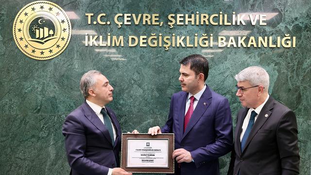 Osmaniye'den Bakan Kurum'a anlamlı teşekkür! 'Murat Kurum Bey Mahallesi' kuruluyor