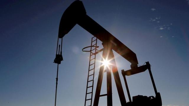 Petrol i&ccedil;in korkutan uyarı: 3 haneler g&ouml;r&uuml;lebilir