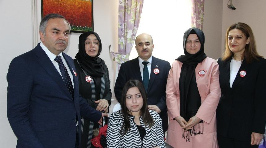 Başkan Ay’dan 8 Martta en anlamlı hediye