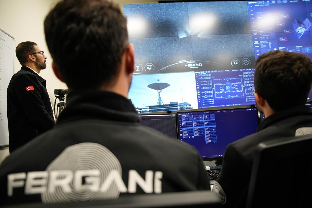 Nefes kesen uzay görevi böyle başladı! Selçuk Bayraktar ve ekibi anbean takip etti: Fergani FGN-100-d2 yörüngede 6