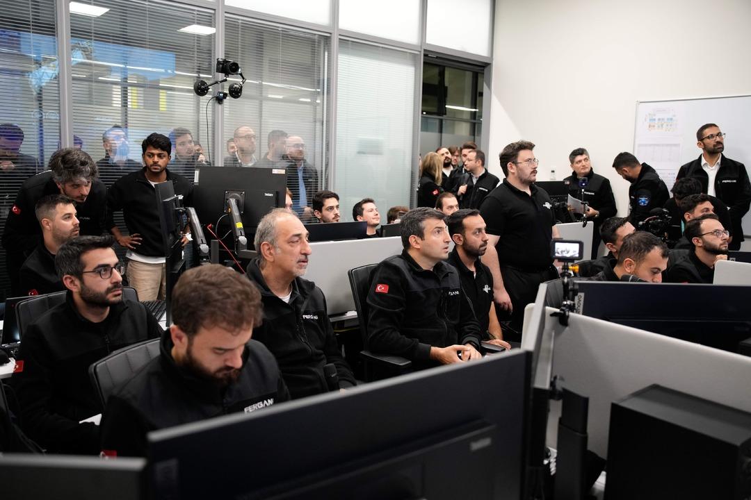 Nefes kesen uzay görevi böyle başladı! Selçuk Bayraktar ve ekibi anbean takip etti: Fergani FGN-100-d2 yörüngede 7