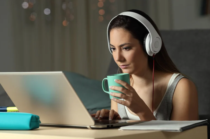 Biri sana link attığında açma hızın? 