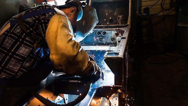 Avro Bölgesi'nde imalat sanayi PMI ekimde arttı