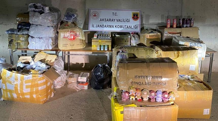 Tırda 3 milyon değerinde kaçak ürün ele geçirildi