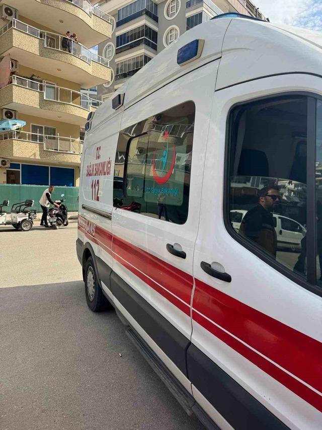 Alanya’da boşanma aşamasındaki eşini sokakta yaraladı 2