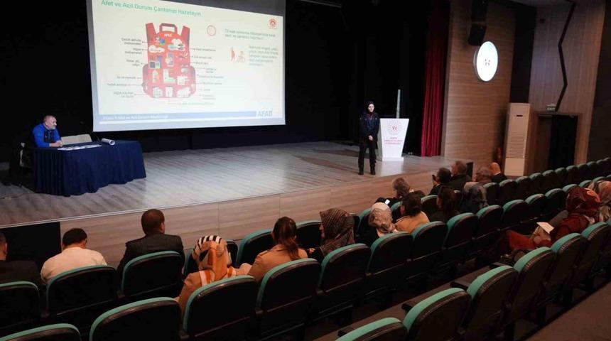 AFAD’dan sivil savunmacılara eğitim
