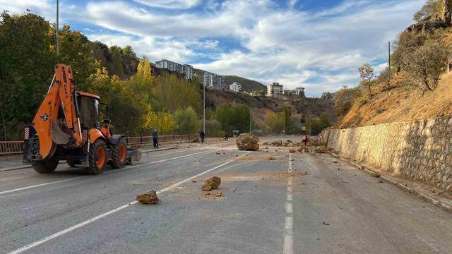 Ovacık yolunda güvenlik çalışmaları başladı