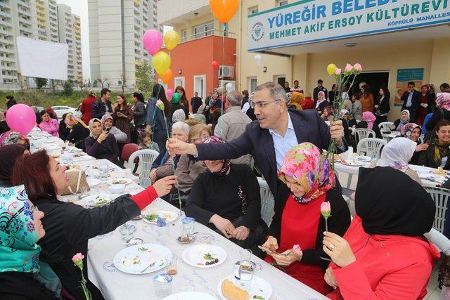 Başkan Çelikcan, kadınlarla kahvaltıda bir araya geldi