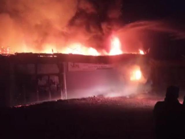 Amasya'da soğan deposunda yangın