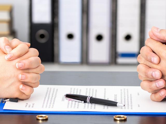 H&uuml;km&uuml; bozdu: Yargıtay'dan emsal nafaka kararı!